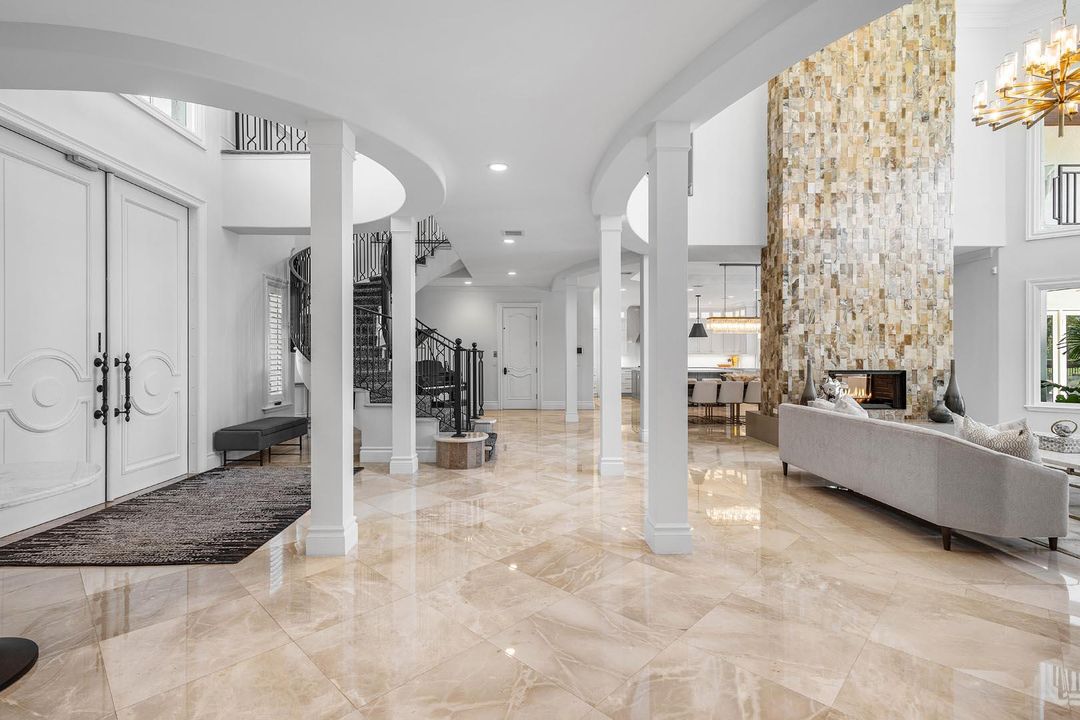 待售: $8,995,000 (6 贝兹, 6 浴室, 7557 平方英尺)