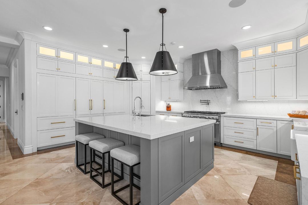 待售: $8,995,000 (6 贝兹, 6 浴室, 7557 平方英尺)