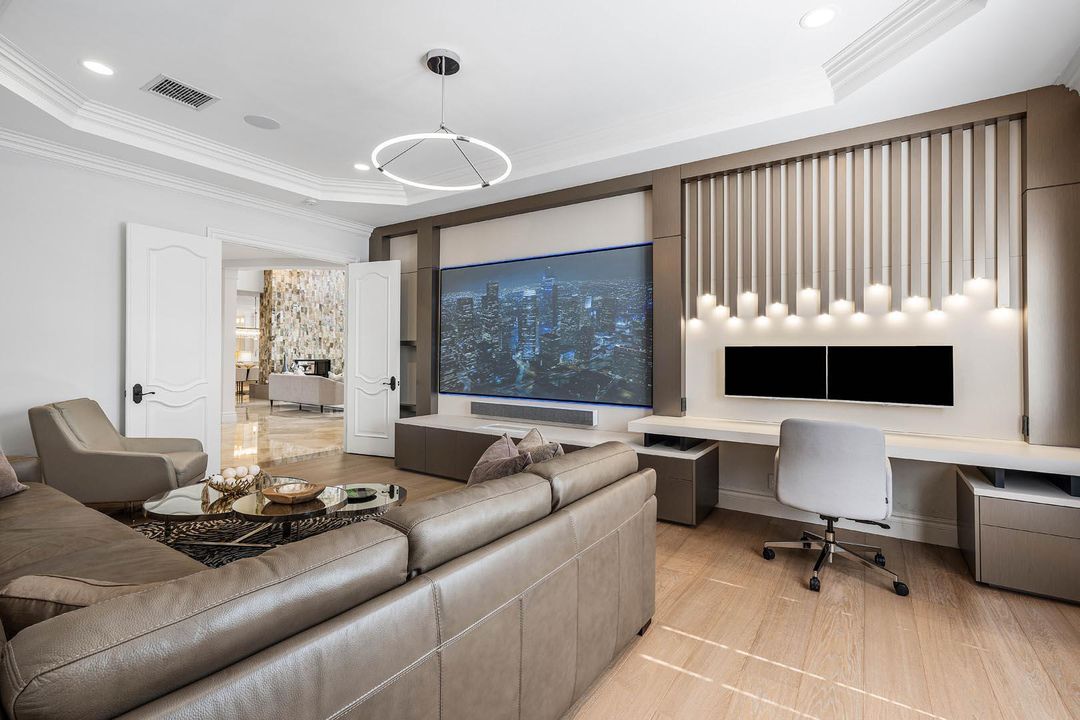 待售: $8,995,000 (6 贝兹, 6 浴室, 7557 平方英尺)