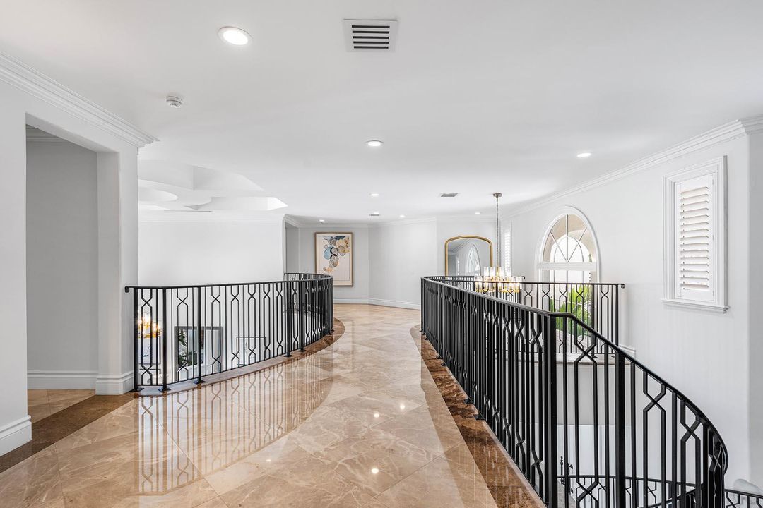 待售: $8,995,000 (6 贝兹, 6 浴室, 7557 平方英尺)