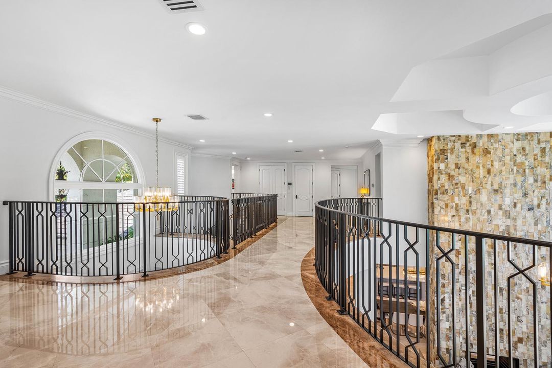 待售: $8,995,000 (6 贝兹, 6 浴室, 7557 平方英尺)