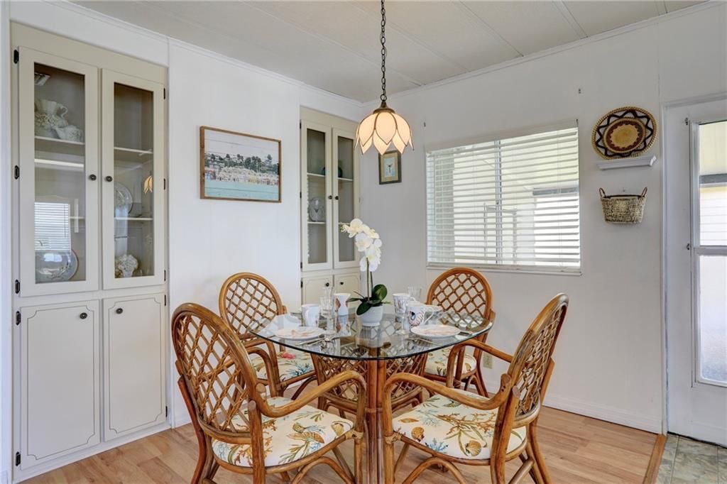 En Venta: $177,000 (2 camas, 2 baños, 1056 Pies cuadrados)