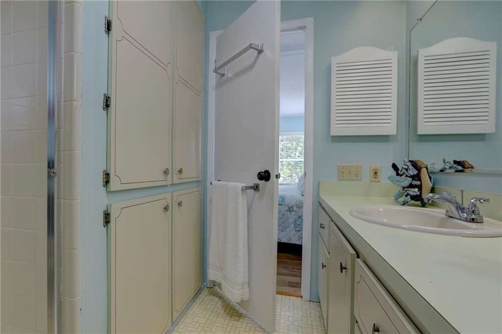 En Venta: $177,000 (2 camas, 2 baños, 1056 Pies cuadrados)