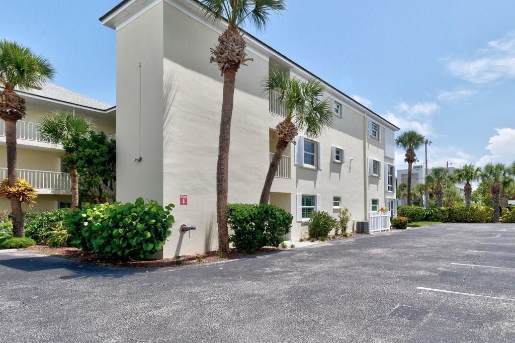 待售: $525,000 (2 贝兹, 2 浴室, 1000 平方英尺)