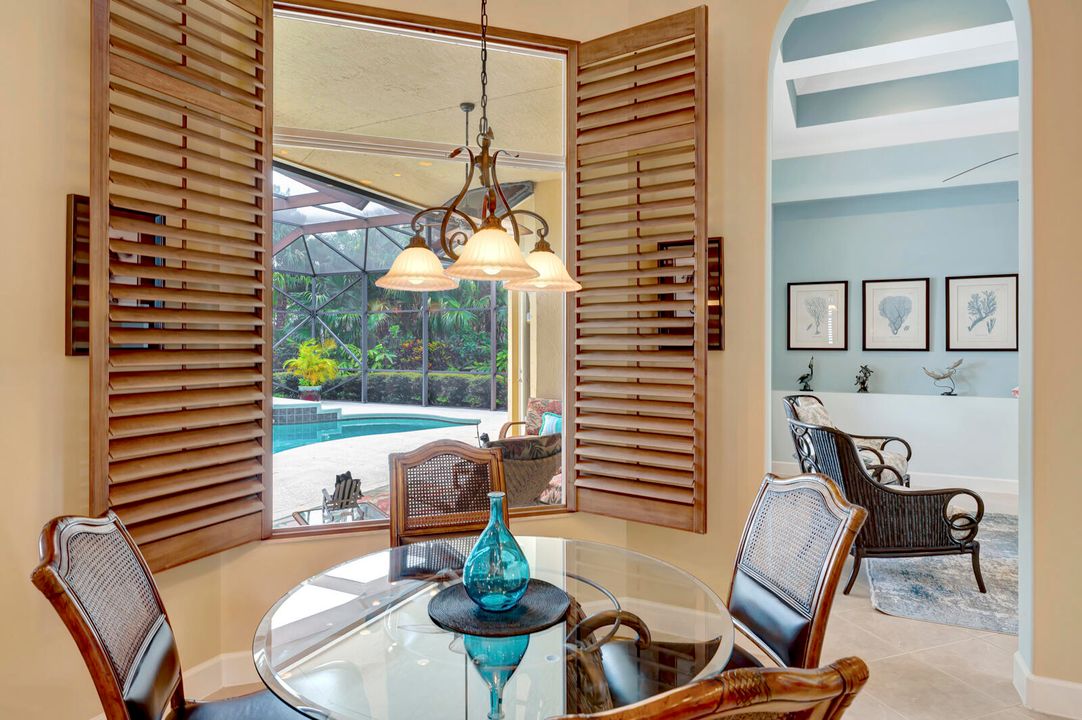 Active With Contract: $898,800 (4 beds, 3 baths, 3422 Square Feet)