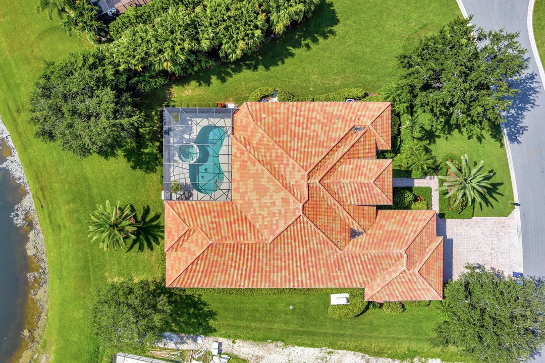 Active With Contract: $898,800 (4 beds, 3 baths, 3422 Square Feet)