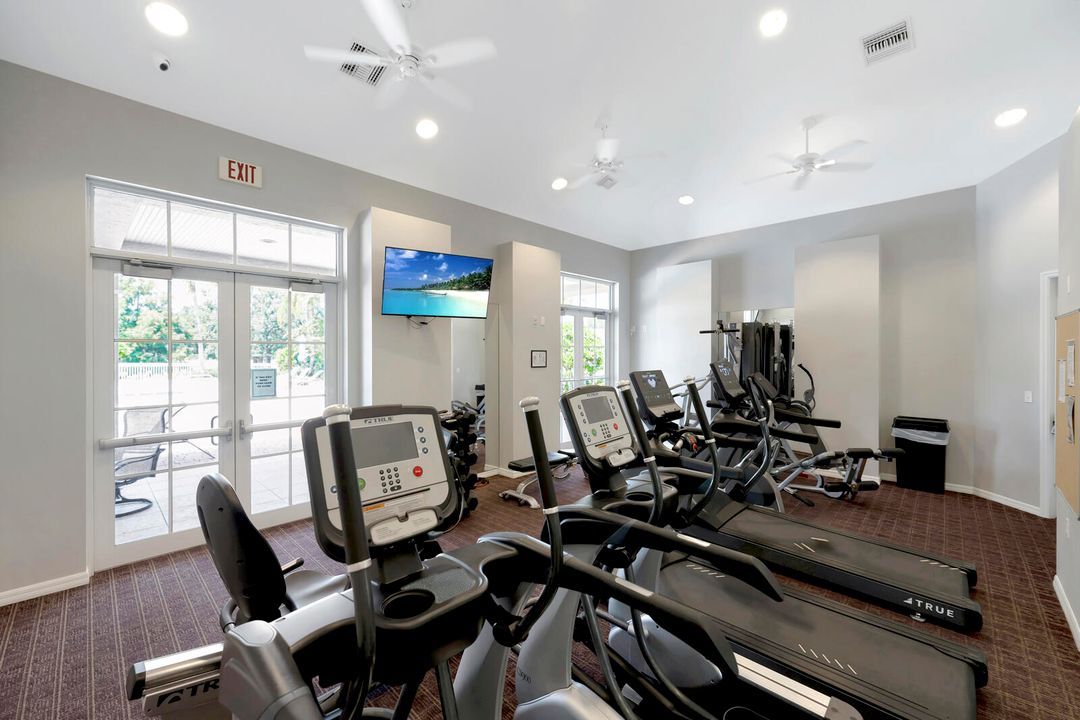 Active With Contract: $898,800 (4 beds, 3 baths, 3422 Square Feet)