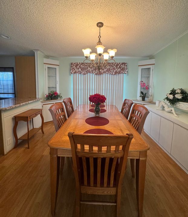 For Sale: $44,900 (2 beds, 2 baths, 1400 Square Feet)