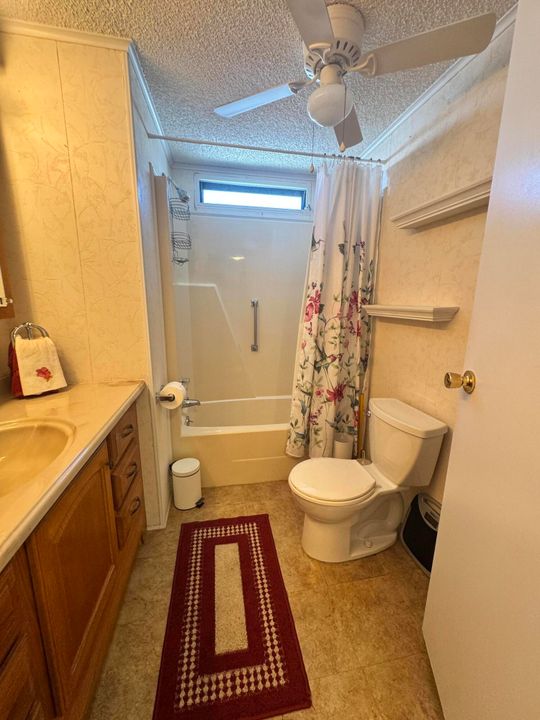 For Sale: $44,900 (2 beds, 2 baths, 1400 Square Feet)