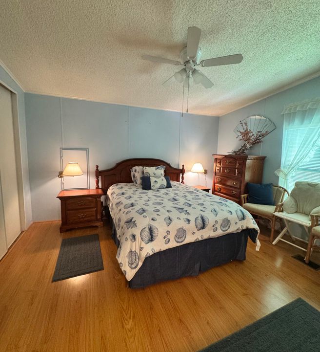 For Sale: $44,900 (2 beds, 2 baths, 1400 Square Feet)