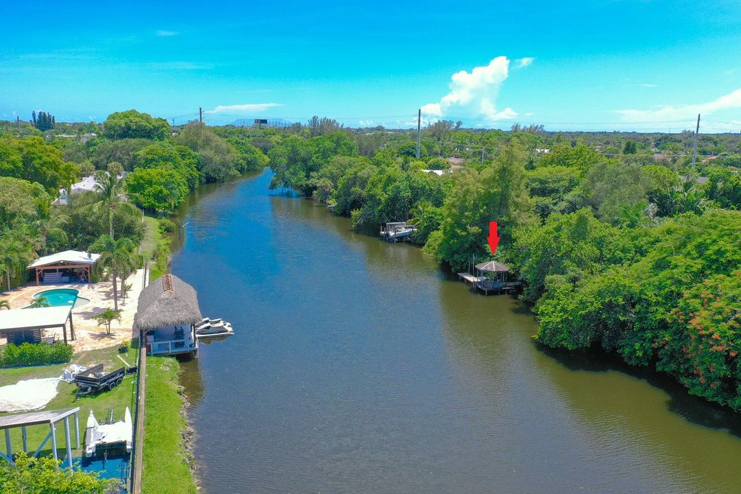 Под контрактом: $1,000,000 (4 спален, 4 ванн, 2480 Квадратных фут)