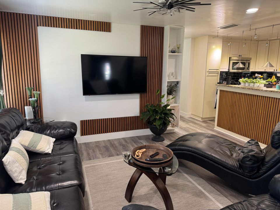 For Sale: $89,999 (3 beds, 2 baths, 1056 Square Feet)