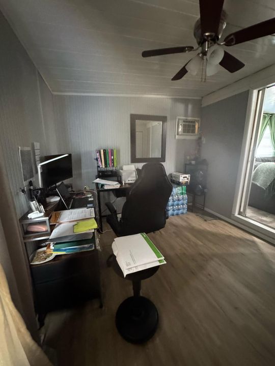 For Sale: $89,999 (3 beds, 2 baths, 1056 Square Feet)