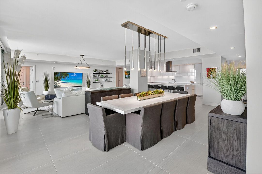 For Sale: $7,995,000 (4 beds, 6 baths, 4096 Square Feet)