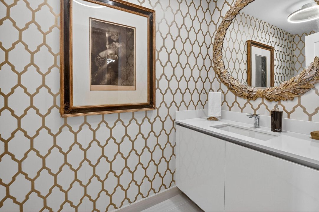 For Sale: $7,995,000 (4 beds, 6 baths, 4096 Square Feet)