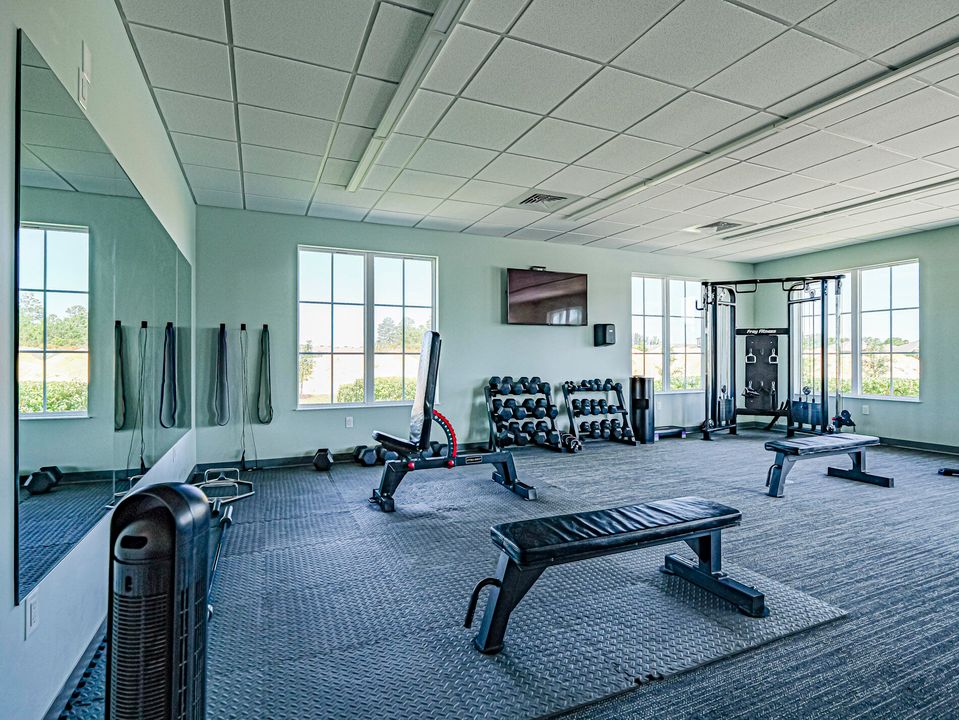 На продажу: $397,500 (4 спален, 2 ванн, 1823 Квадратных фут)