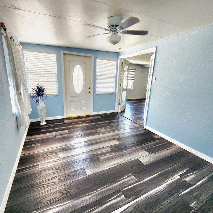 For Sale: $99,000 (2 beds, 2 baths, 1262 Square Feet)