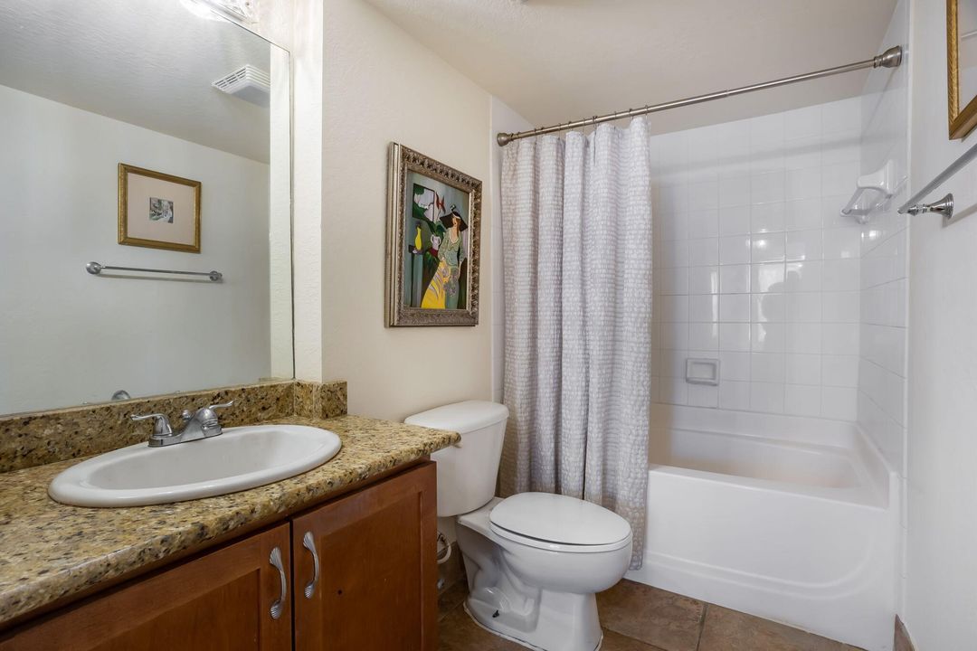 Active With Contract: $4,000 (2 beds, 2 baths, 1071 Square Feet)