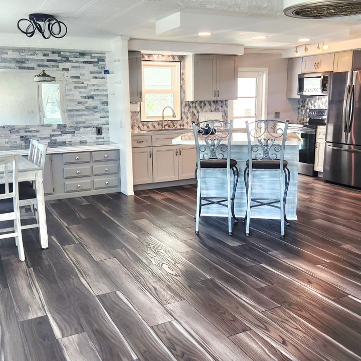 For Sale: $99,000 (2 beds, 2 baths, 1262 Square Feet)