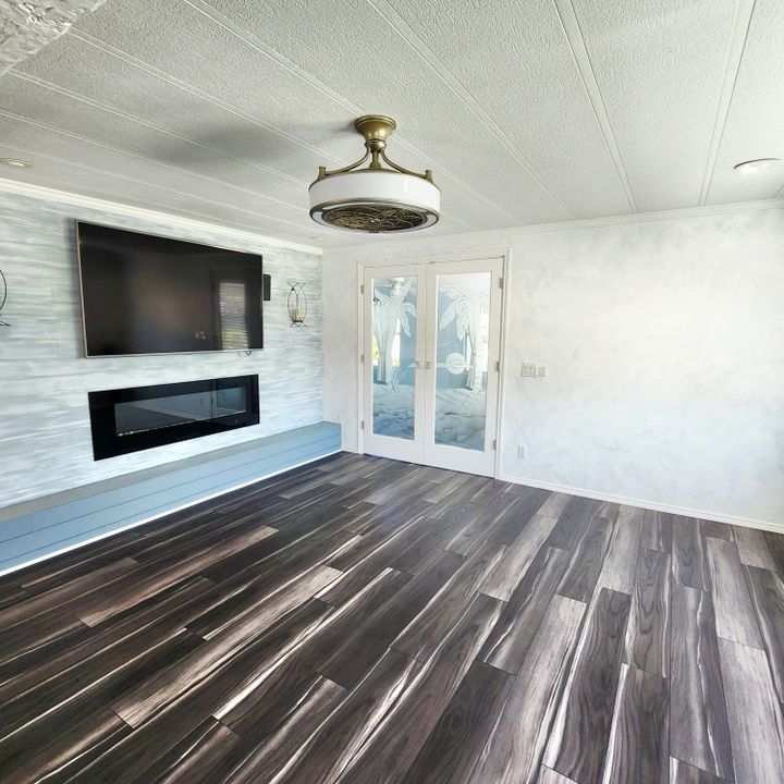 For Sale: $99,000 (2 beds, 2 baths, 1262 Square Feet)