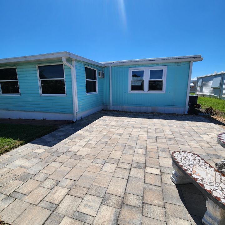 For Sale: $99,000 (2 beds, 2 baths, 1262 Square Feet)