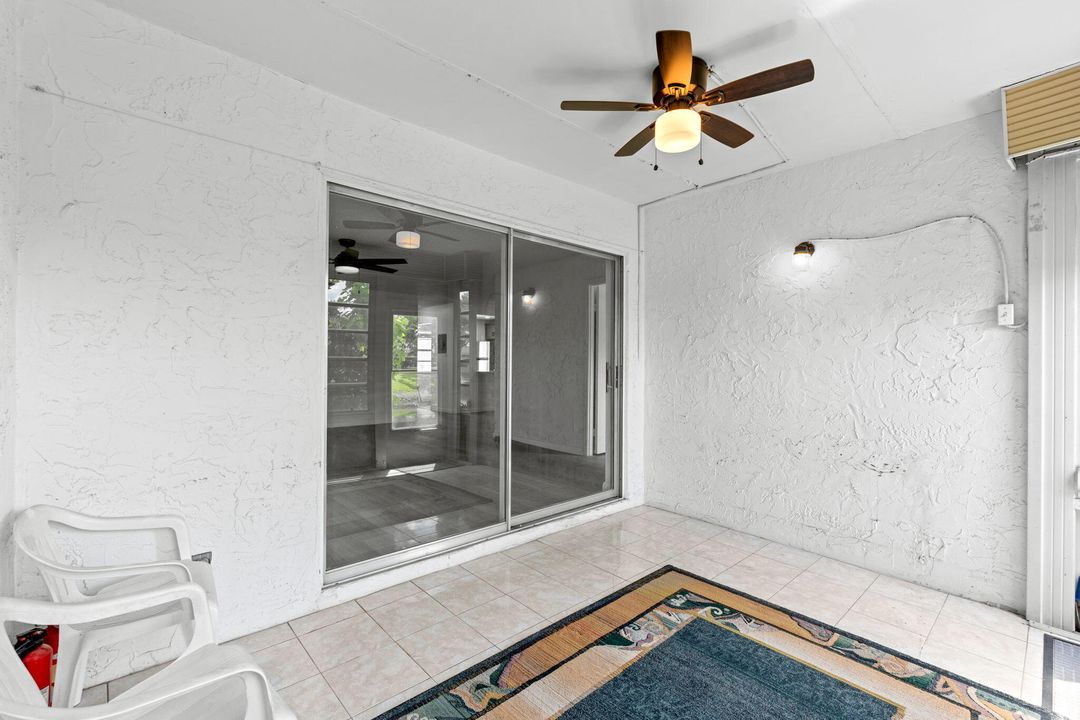 合同活跃: $210,000 (2 贝兹, 2 浴室, 1197 平方英尺)