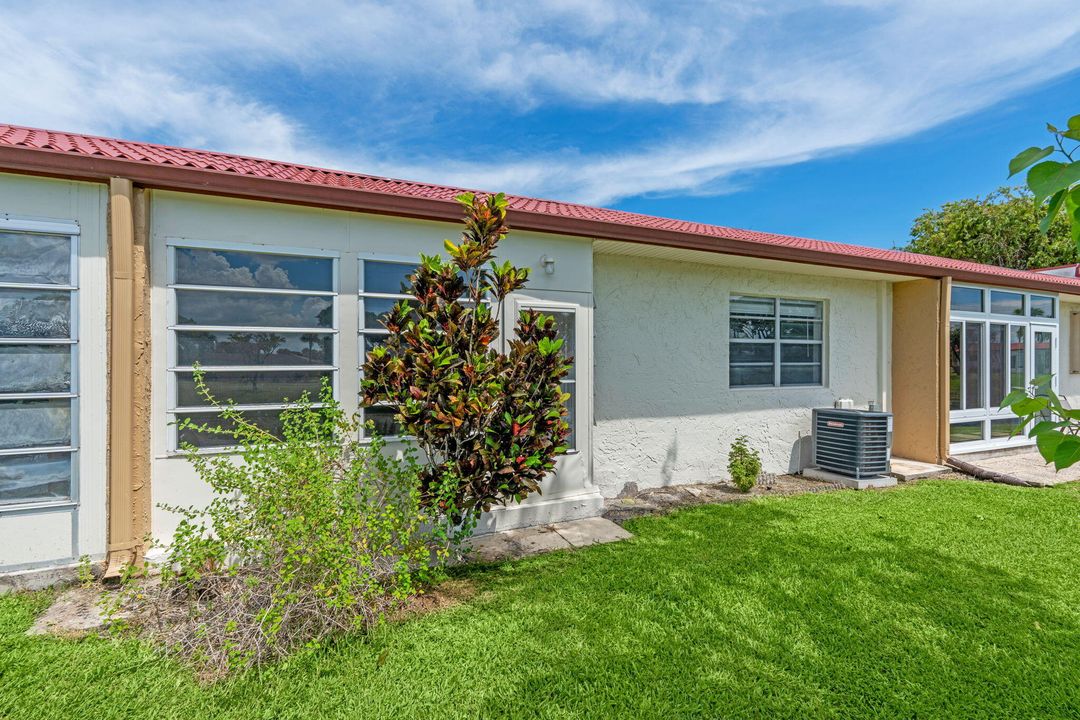 合同活跃: $210,000 (2 贝兹, 2 浴室, 1197 平方英尺)