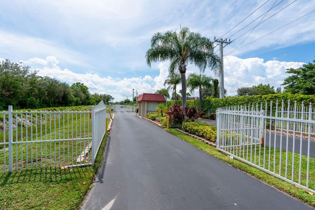 合同活跃: $210,000 (2 贝兹, 2 浴室, 1197 平方英尺)