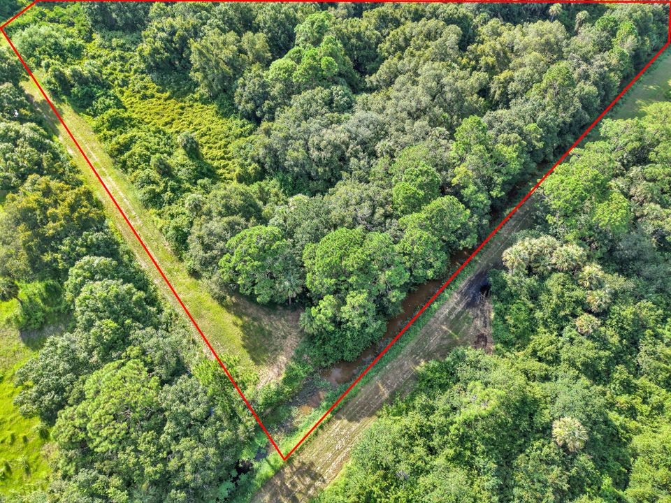 待售: $989,500 (0 贝兹, 0 浴室, 0 平方英尺)