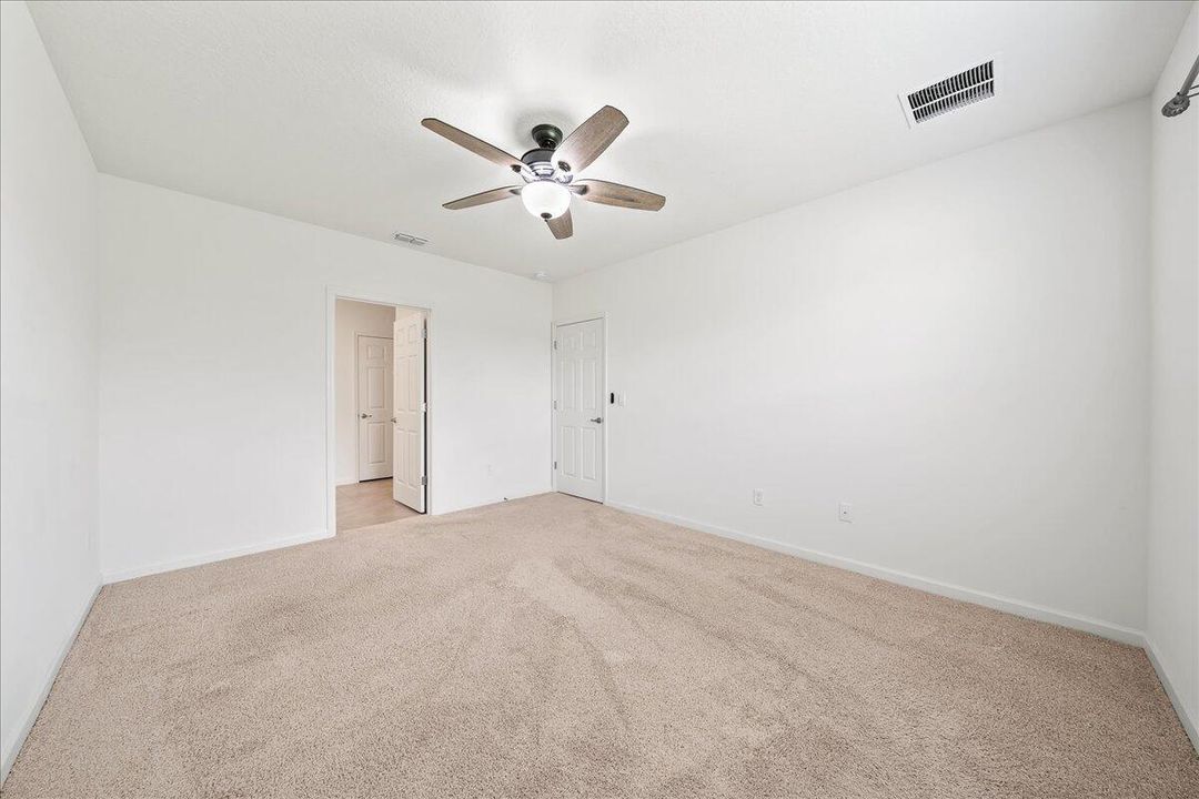 For Sale: $364,900 (4 beds, 2 baths, 1830 Square Feet)