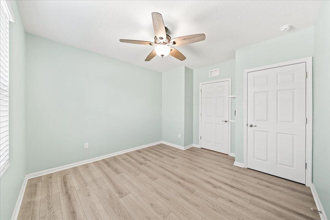 For Sale: $364,900 (4 beds, 2 baths, 1830 Square Feet)