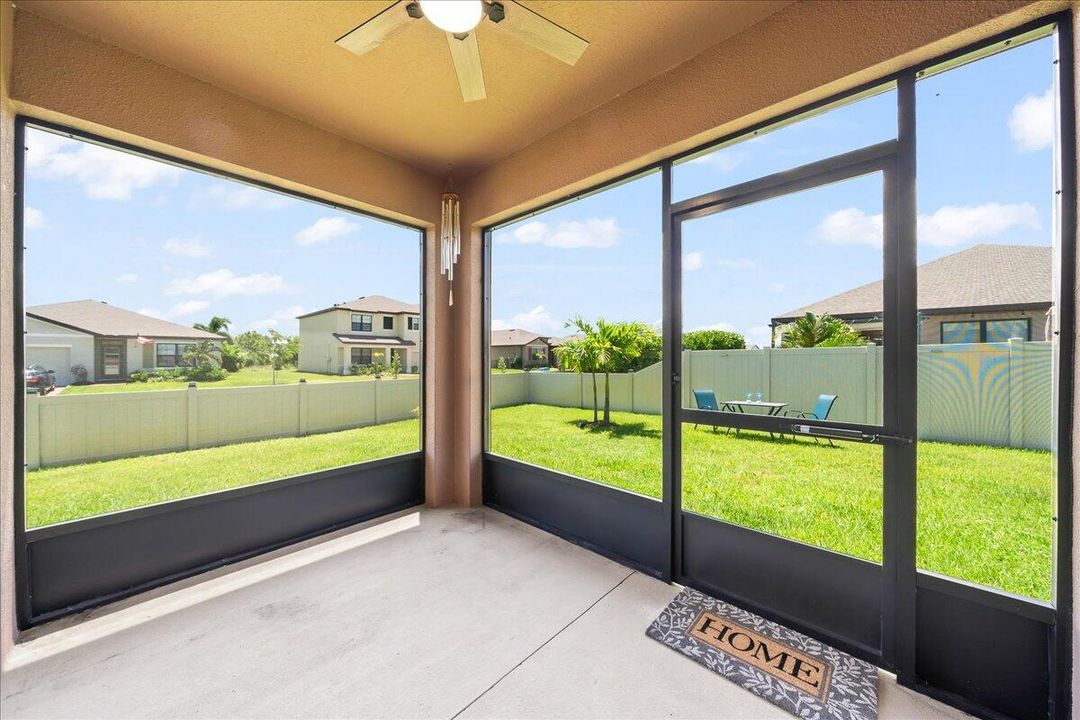 For Sale: $364,900 (4 beds, 2 baths, 1830 Square Feet)