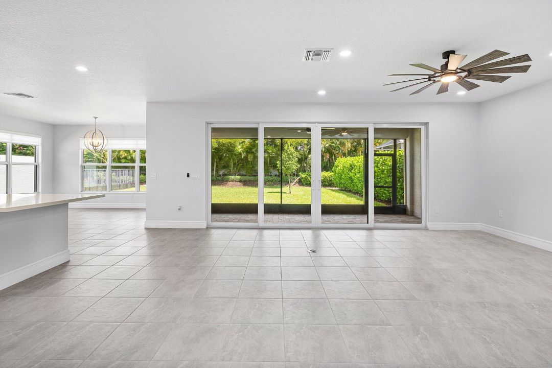 Active With Contract: $1,277,000 (6 beds, 5 baths, 3477 Square Feet)