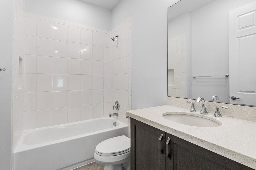 Active With Contract: $1,277,000 (6 beds, 5 baths, 3477 Square Feet)