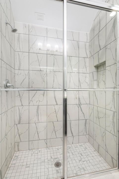 Active With Contract: $1,277,000 (6 beds, 5 baths, 3477 Square Feet)