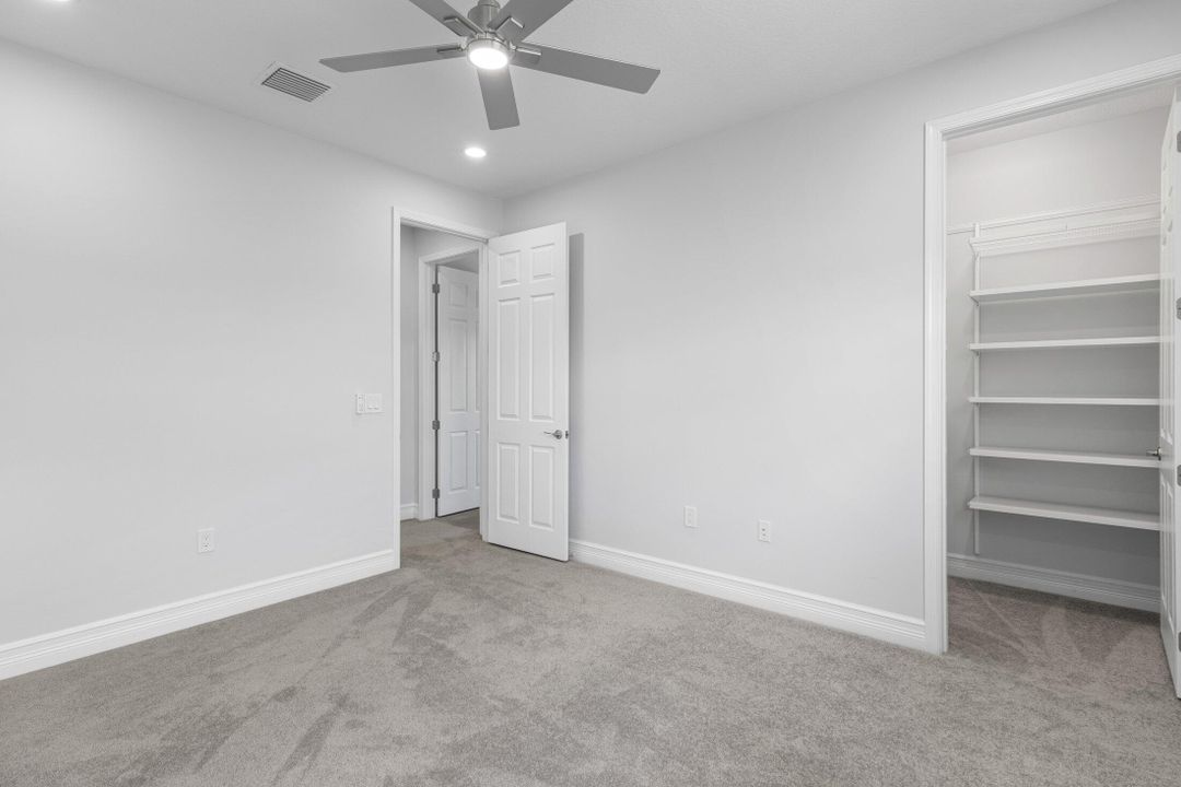 Active With Contract: $1,277,000 (6 beds, 5 baths, 3477 Square Feet)