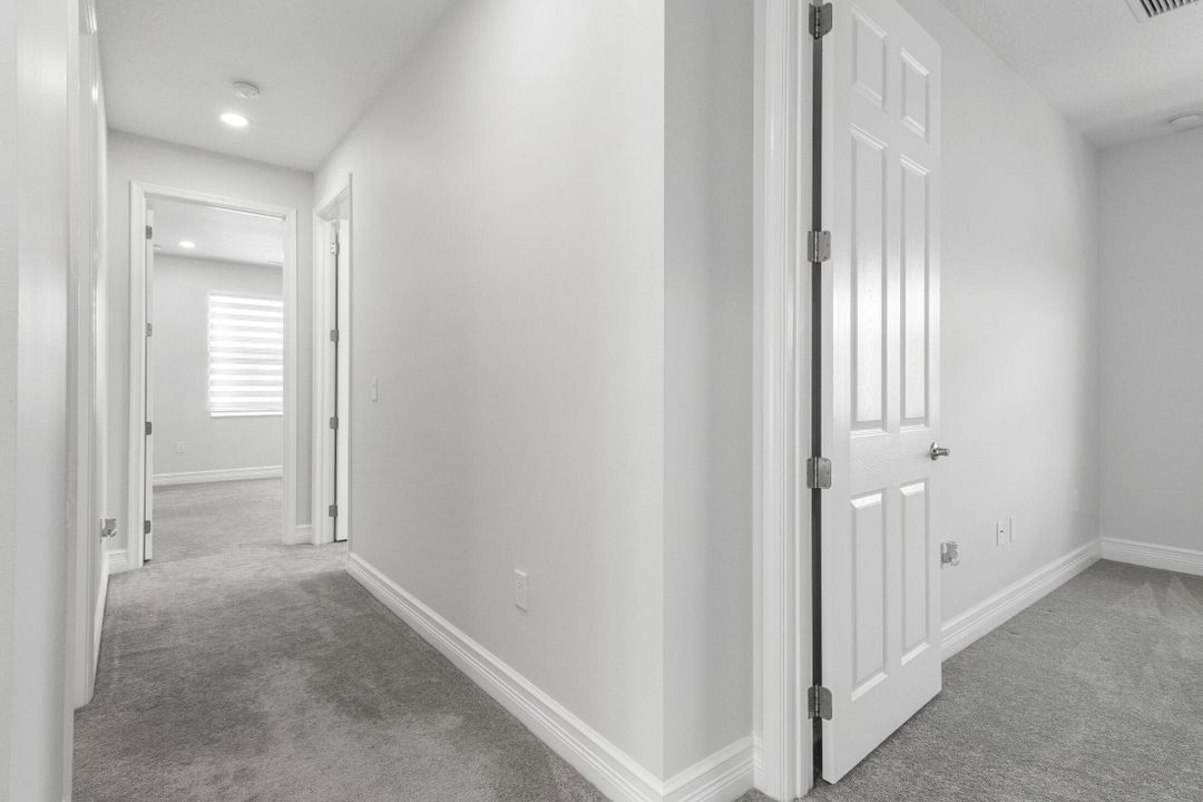 Active With Contract: $1,277,000 (6 beds, 5 baths, 3477 Square Feet)