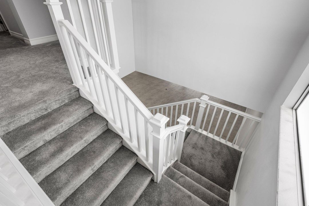 Active With Contract: $1,277,000 (6 beds, 5 baths, 3477 Square Feet)