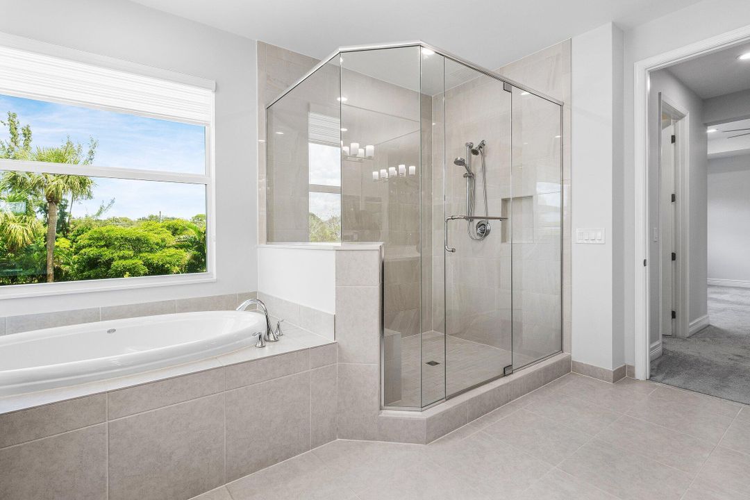 Active With Contract: $1,277,000 (6 beds, 5 baths, 3477 Square Feet)