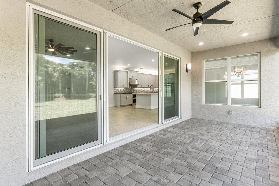 Active With Contract: $1,277,000 (6 beds, 5 baths, 3477 Square Feet)