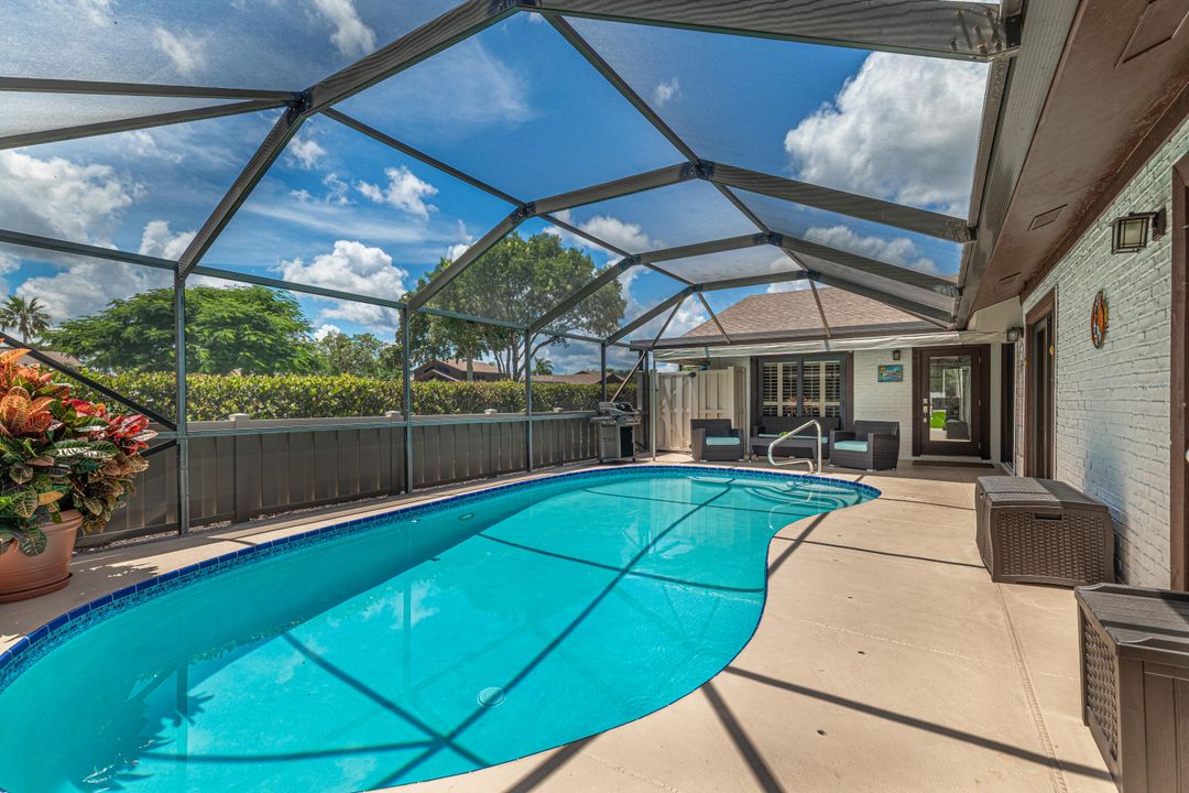 Недавно продано: $527,500 (2 спален, 3 ванн, 1325 Квадратных фут)