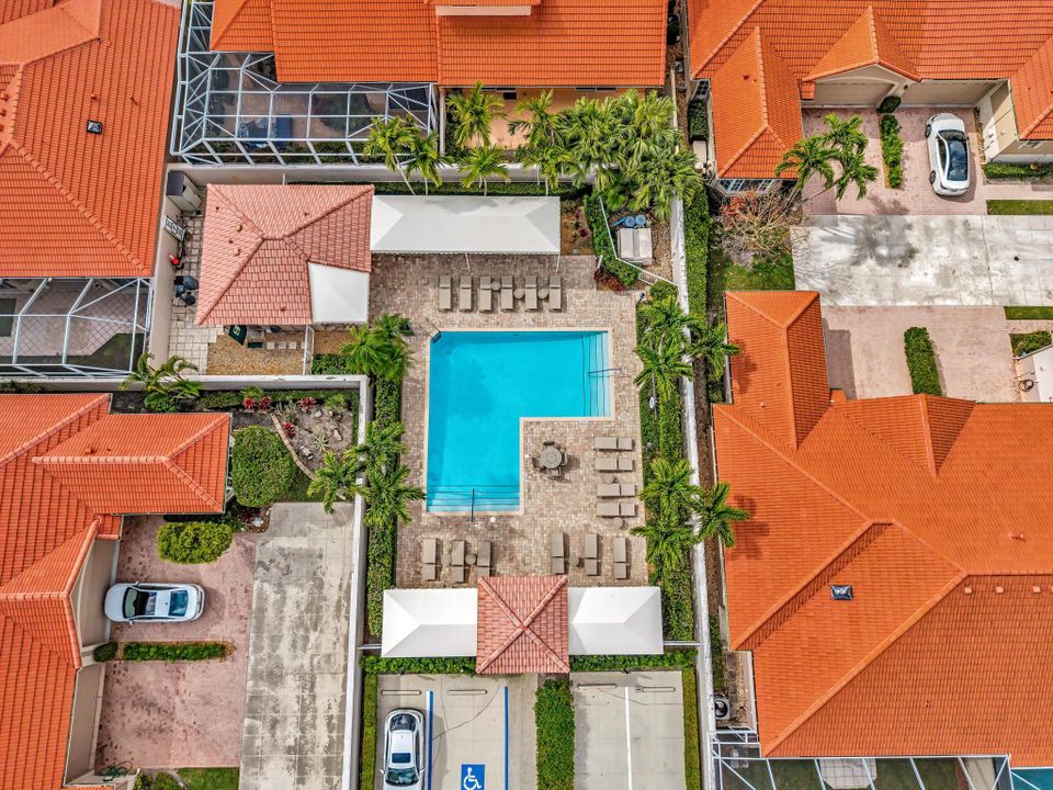 Active With Contract: $4,500 (4 beds, 3 baths, 2403 Square Feet)