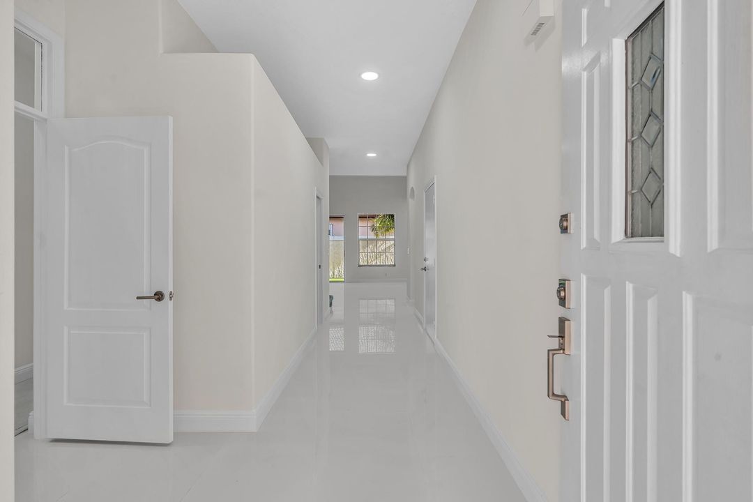 Active With Contract: $4,500 (4 beds, 3 baths, 2403 Square Feet)