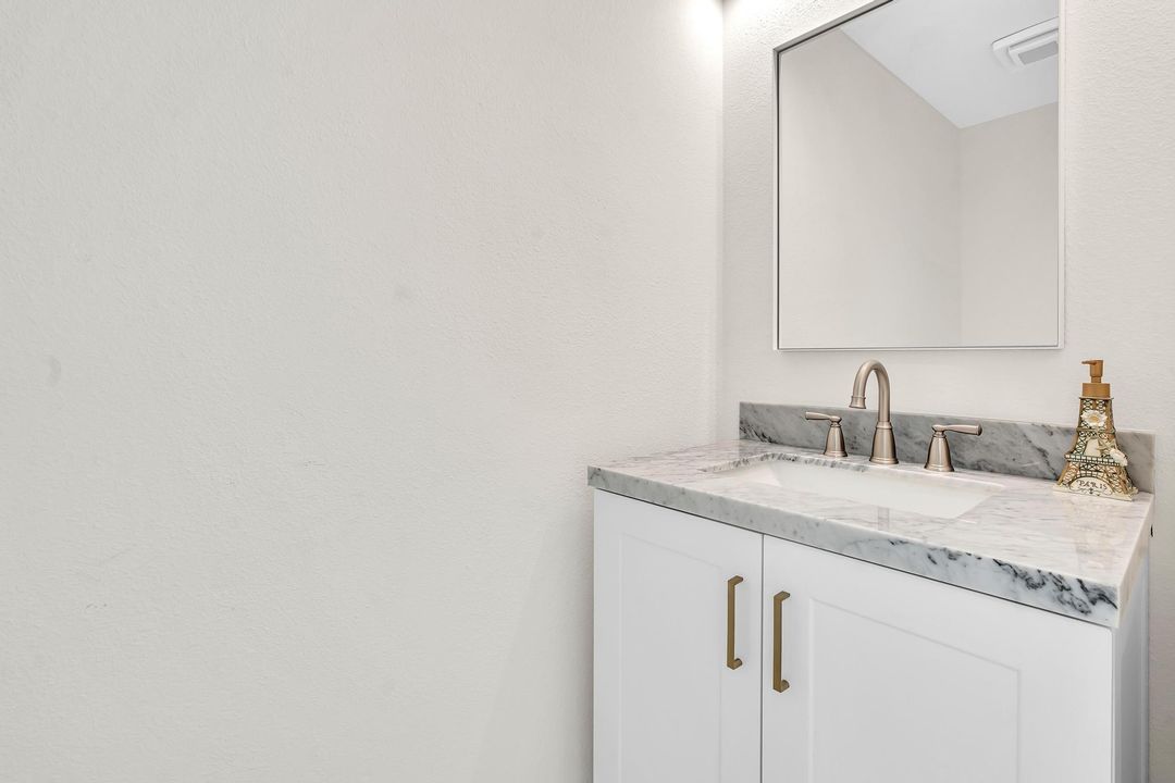 Active With Contract: $4,500 (4 beds, 3 baths, 2403 Square Feet)