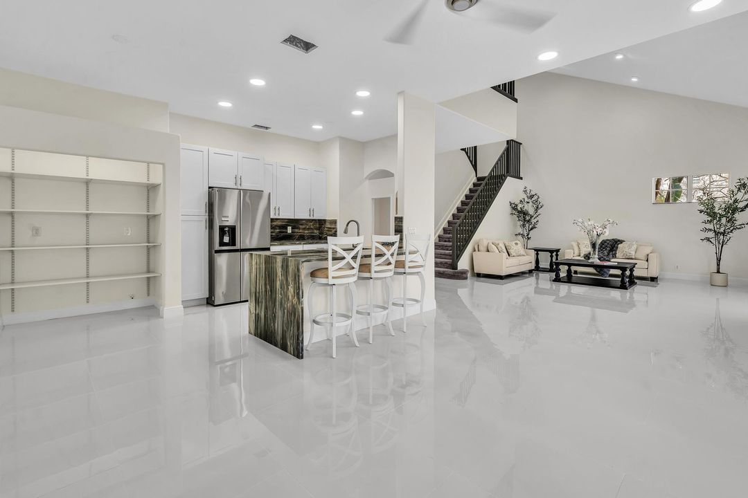 Active With Contract: $4,500 (4 beds, 3 baths, 2403 Square Feet)