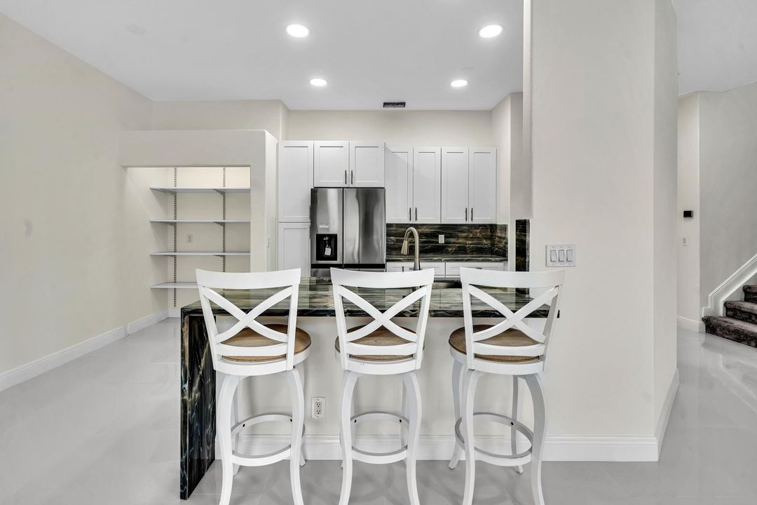 Active With Contract: $4,500 (4 beds, 3 baths, 2403 Square Feet)