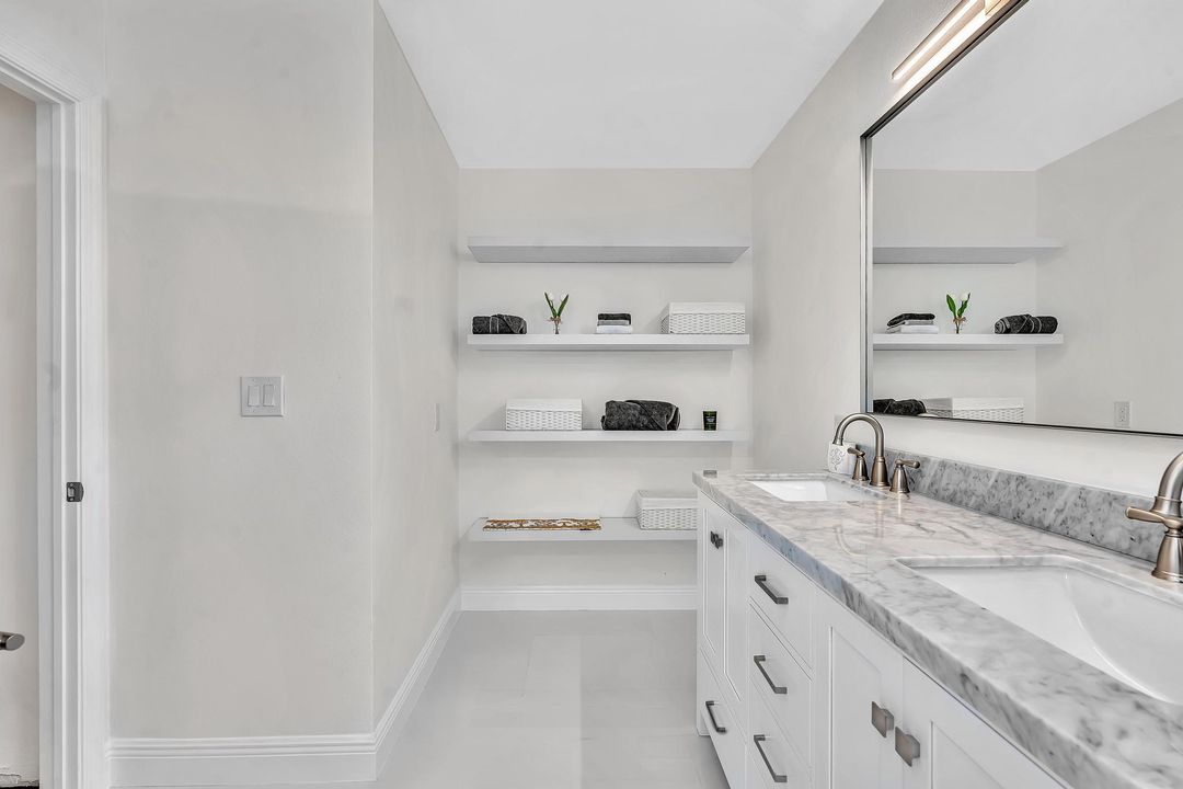 Active With Contract: $4,500 (4 beds, 3 baths, 2403 Square Feet)