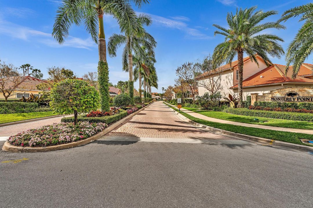 Active With Contract: $4,500 (4 beds, 3 baths, 2403 Square Feet)