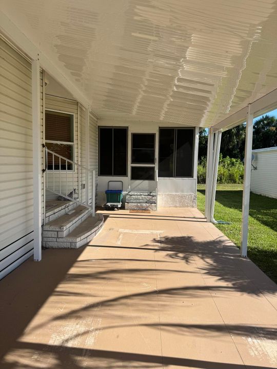 На продажу: $59,900 (3 спален, 2 ванн, 1600 Квадратных фут)