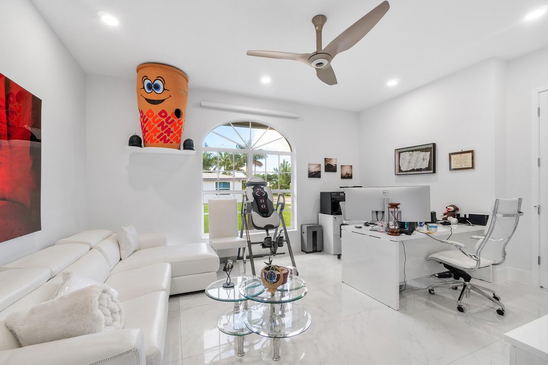 For Sale: $5,795,000 (3 beds, 3 baths, 3286 Square Feet)